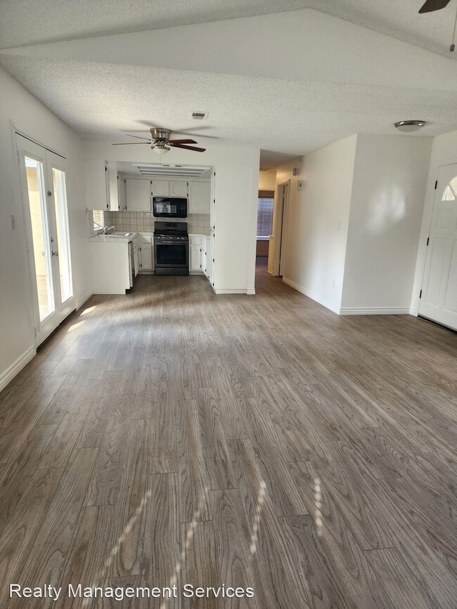 Building Photo - 3 br, 2 bath House - 3809 Abbott Dr.
