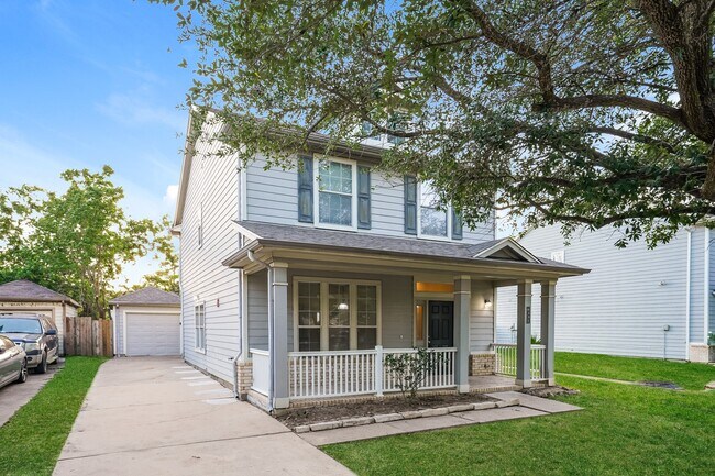 Foto del edificio - 6331 Scotchwood Dr