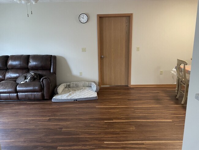 Building Photo - 1101 Altamonte Dr