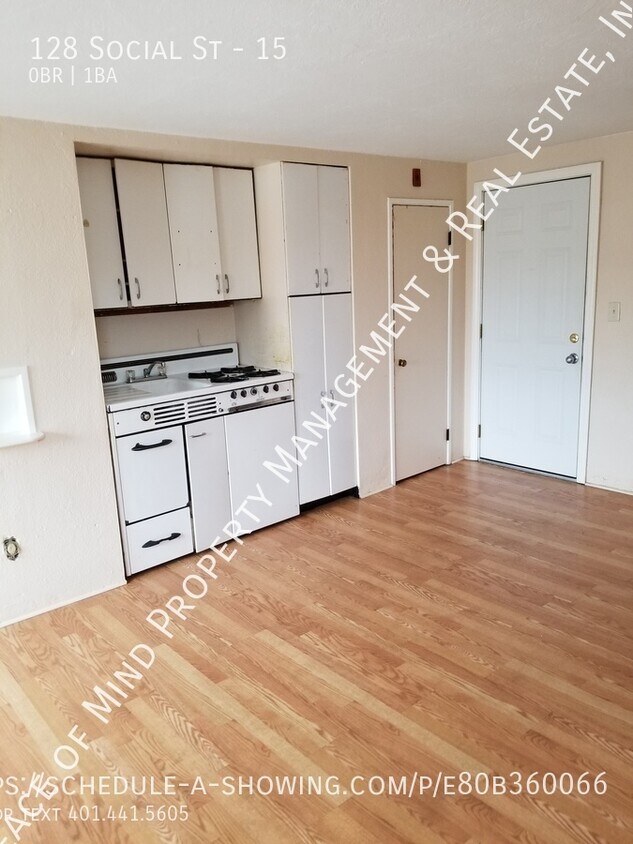 Foto del edificio - Cozy Studio Heat/HW/Electric Included ONLY...