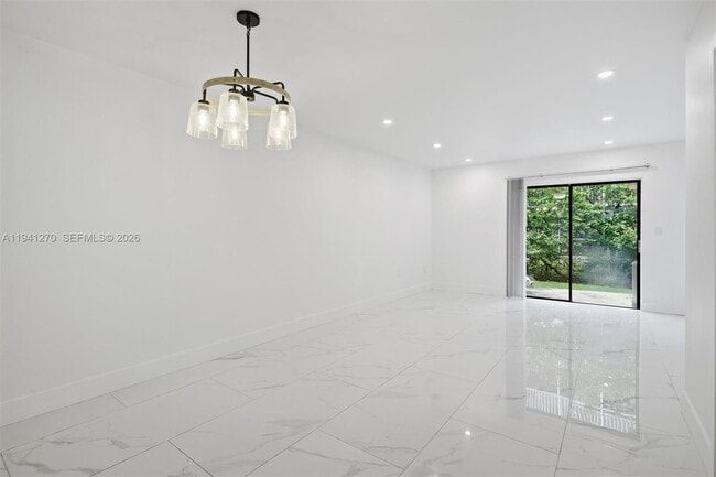 Foto del edificio - 6850 NW 173rd Dr