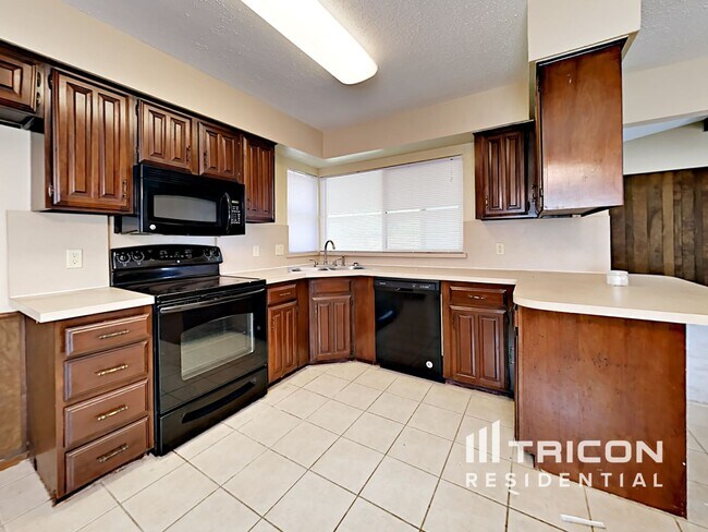 Building Photo - 713 Cavendish Drive Arlington TX