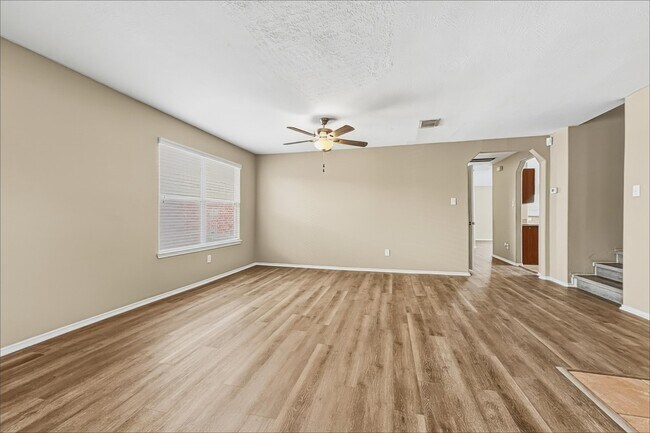Building Photo - 21406 Sunrise Brook Ln