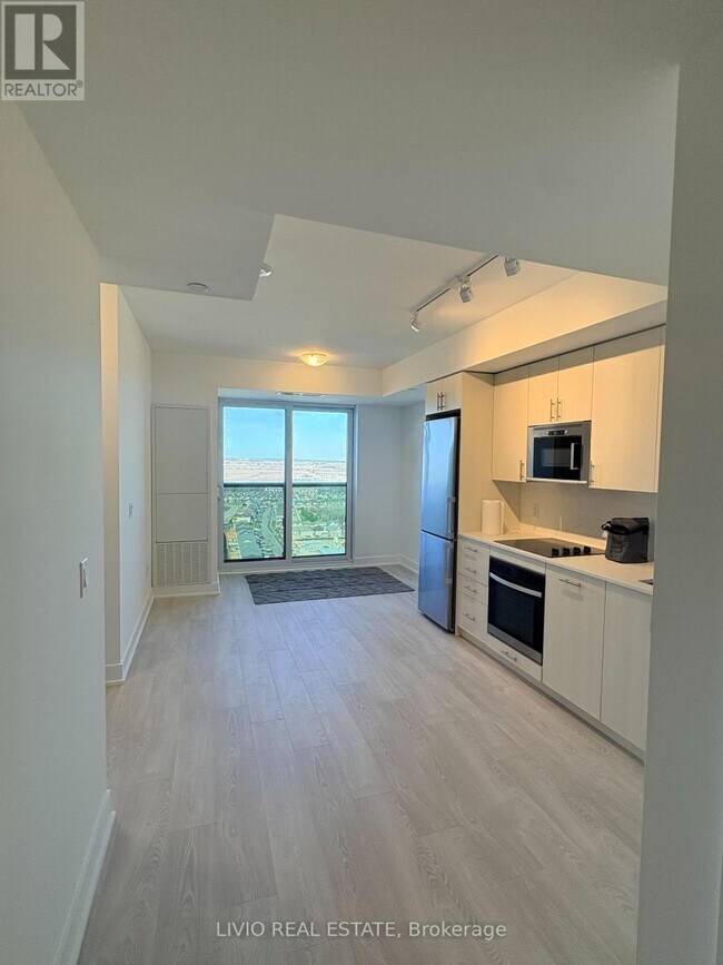 Photo du bâtiment - 2545 Simcoe St N