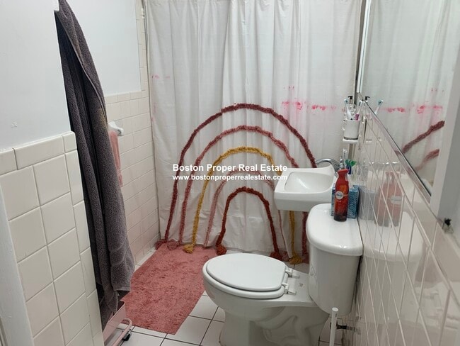 Building Photo - 45 Westland Ave