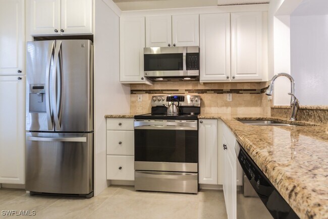 Foto del edificio - 1044 Woodshire Ln