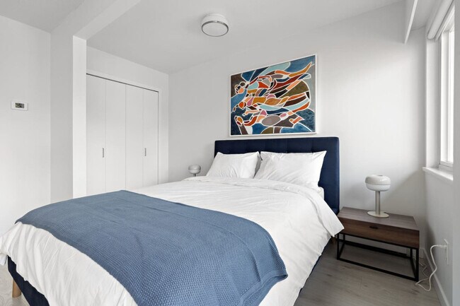Photo du bâtiment - 1550 W 11th Ave