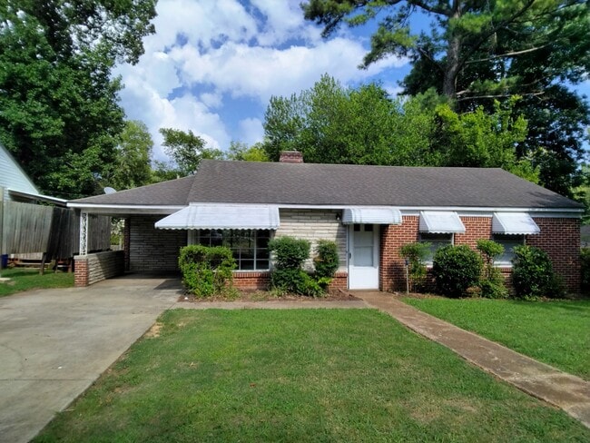 Building Photo - 406 Hansel Ct