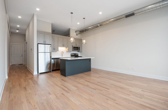 Foto del edificio - 4405 N Artesian Ave