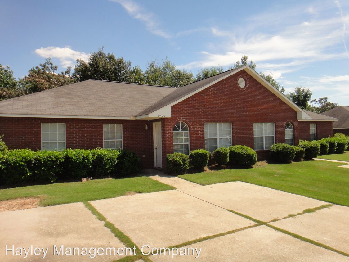 Primary Photo - 3 br, 2 bath House - 216 Rosalie Court
