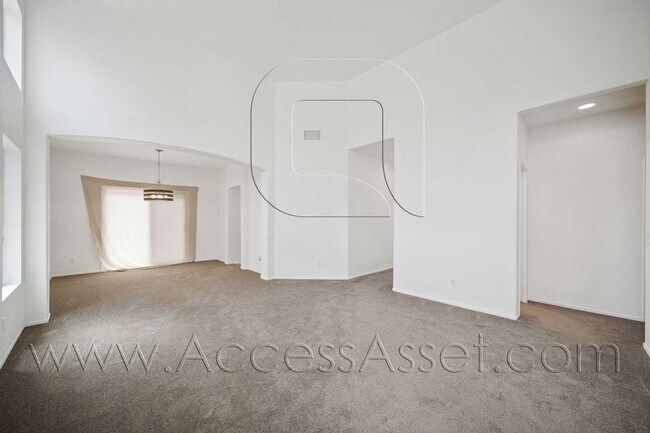 Building Photo - Dream Home With 5 Bed/3 Bath In Stoney Mou...