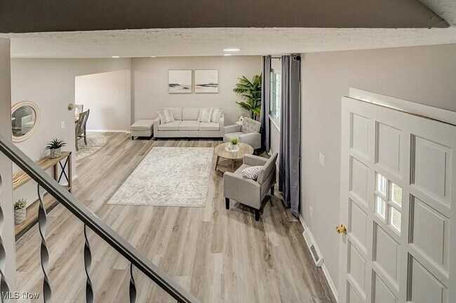 Foto del edificio - 38109 Poplar Dr