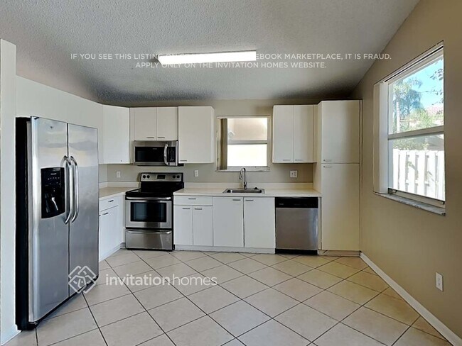 Foto del edificio - 15745 NW 16th Ct