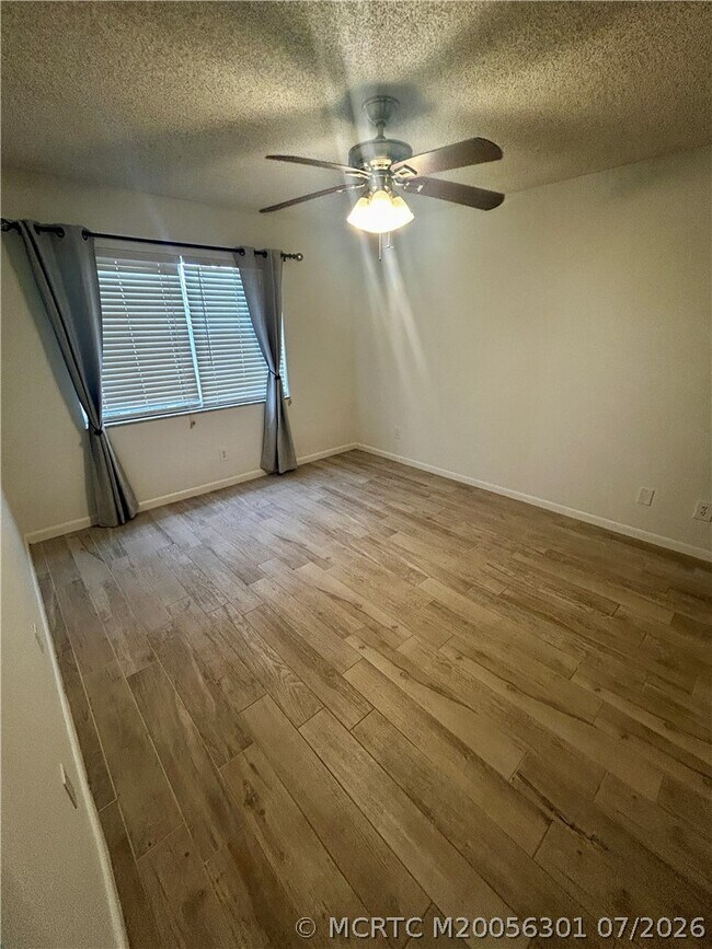 Foto del edificio - 3111 SE Aster Ln