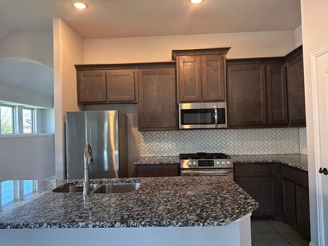 Building Photo - 1332 Fox Gln Trl