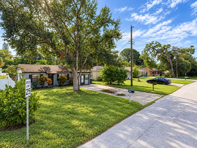 Photo - 1791 Sylvan Drive House