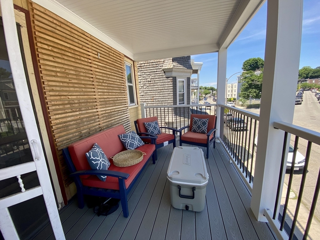 Foto principal - 144 Minot St