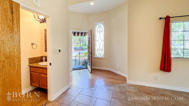 Foto del edificio - 29720 Windsong Ln