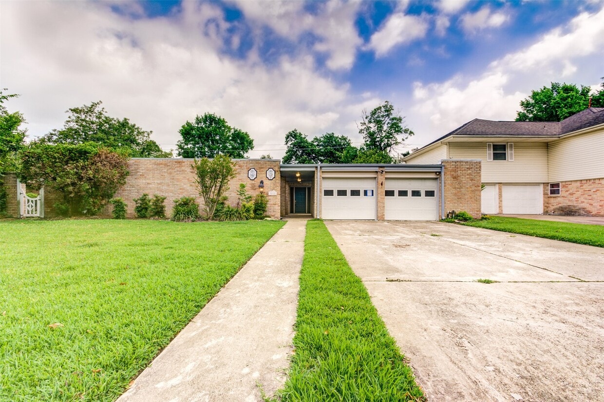 Foto principal - 3518 Covey Trail Dr