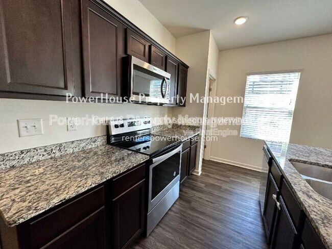 Building Photo - 4720 Alford Cmns