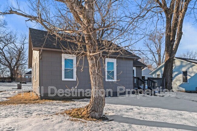 Building Photo - 8460 Ottawa St