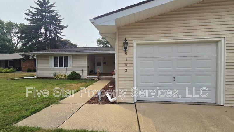 Primary Photo - 4103 Pickfair Rd