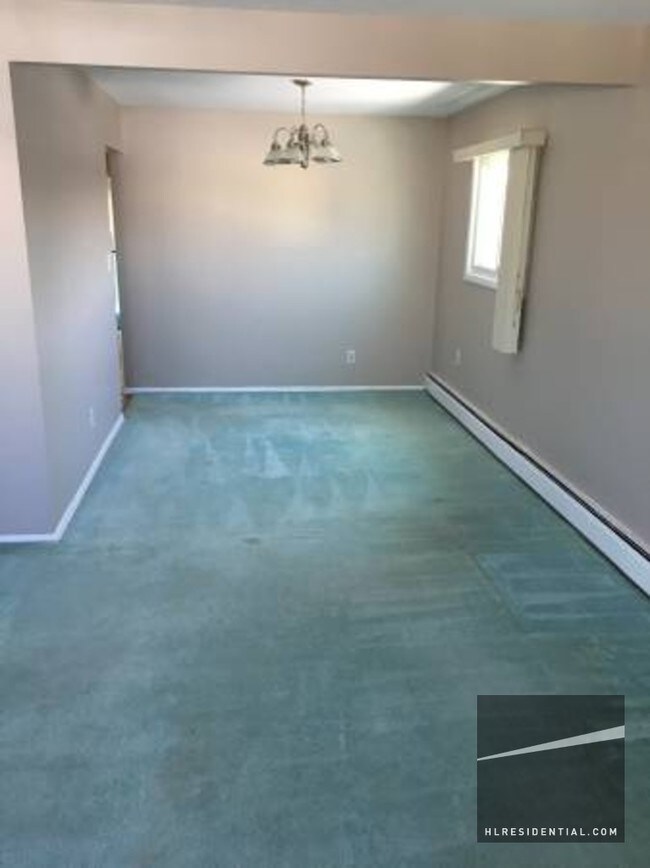 Building Photo - 6004 59th Dr