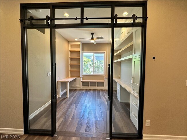 Foto del edificio - 9580 Smiley Creek St