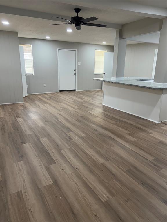 Foto del edificio - 1529 W 22nd St