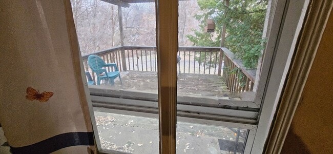 Foto del edificio - 1363 W 12th St