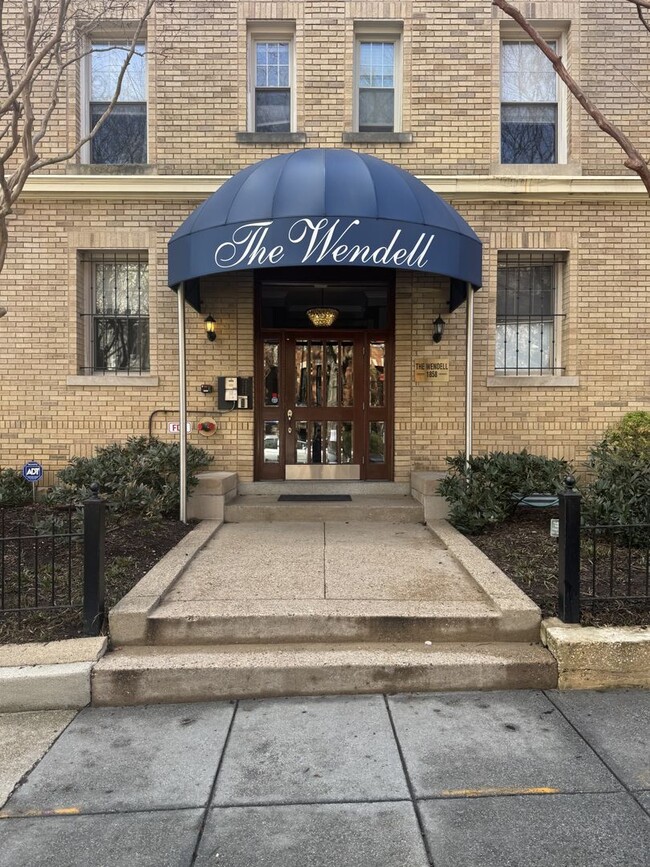 Photo - Centrally Located 1BR/1BA Apartment in Adams Morgan – Bright, Modern & Walkable!