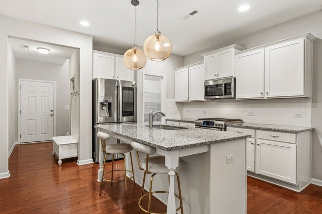 Building Photo - 17 Rattan Bay Ct