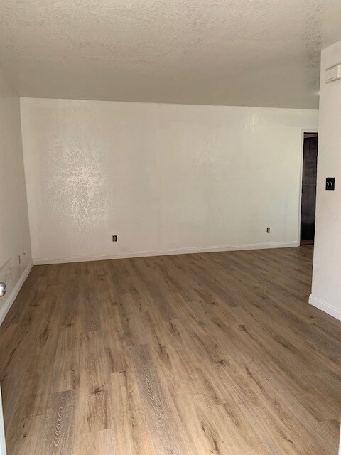 Foto del edificio - 12044 Union St