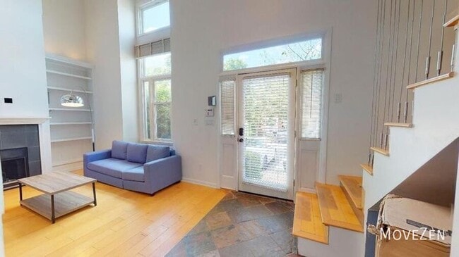 Foto del edificio - 2708 Dilworth Heights Ln