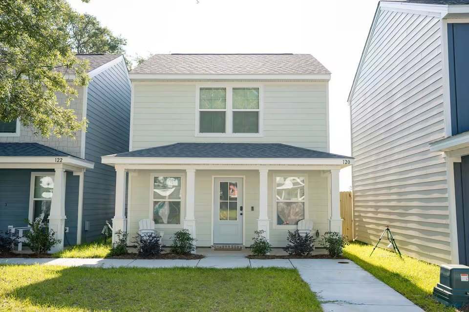 Foto principal - 120 Coral Breeze Drive