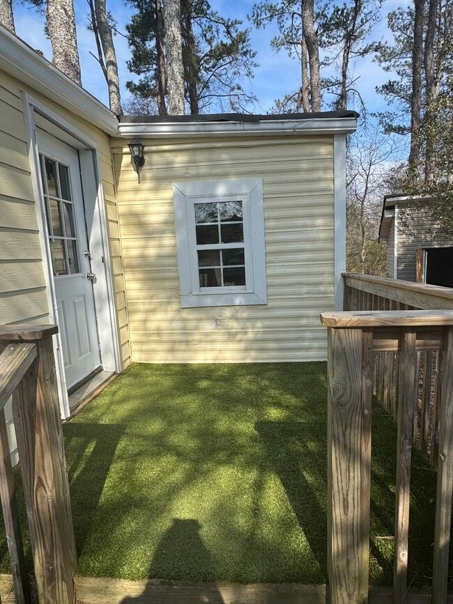 Building Photo - Affordable 2-Bedroom Home in Mill Creek Sc...