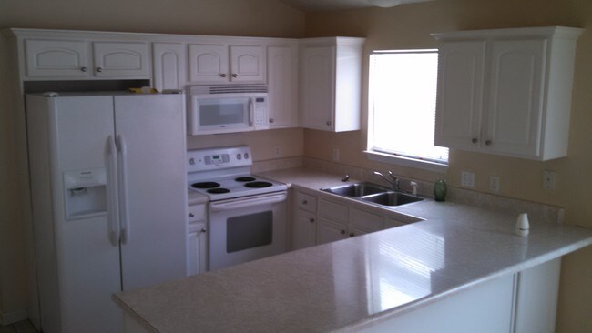 Building Photo - 216 Seahorse Way