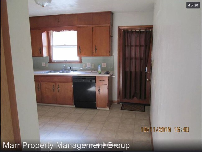 Foto del edificio - 4 br, 1.5 bath House - 6975 Woodside Ln
