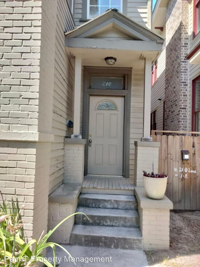 Building Photo - 2 br, 1 bath House - 214 W 38th Street