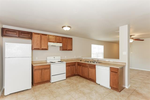 Building Photo - 706 Lloyd St