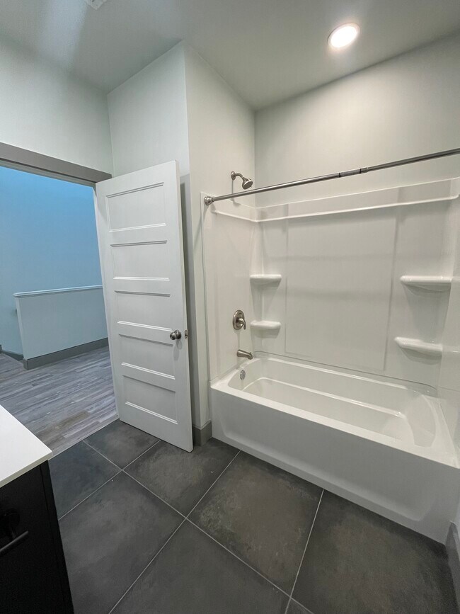 Foto del edificio - 371 Lowery Dr NW