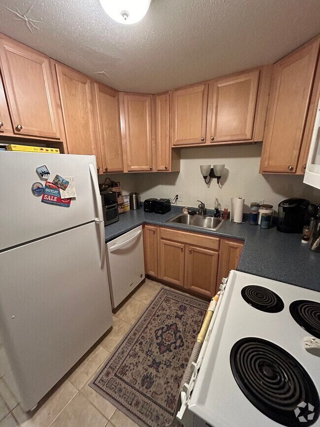 303 Lime Kiln Rd Unit 36, South Burlington, VT 05403 Condo for Rent