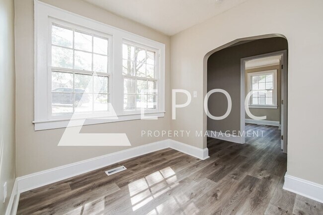 Foto del edificio - 243 S Windsor Dr