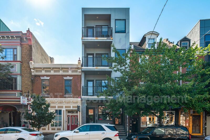 Primary Photo - 612 N 2nd St