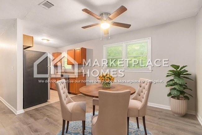 Building Photo - 3004 Twelve Oaks Cir