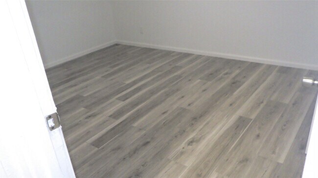 Foto del edificio - 8410 Brandon St