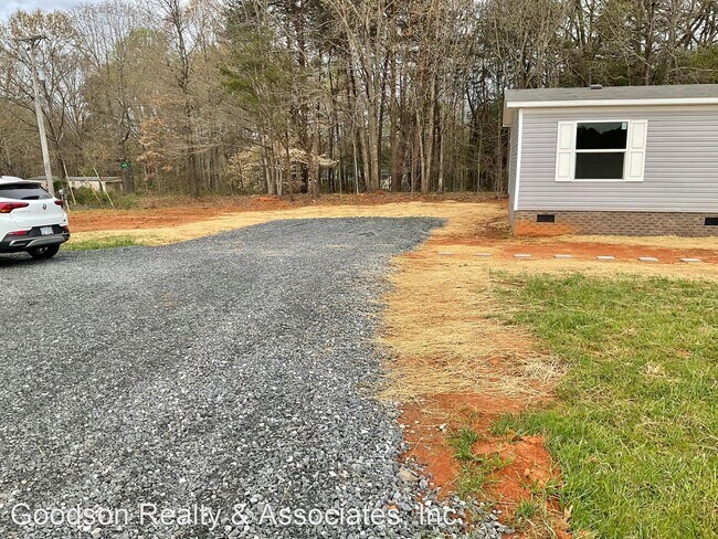 Building Photo - 3 br, 2 bath House - 5024 Flay Road