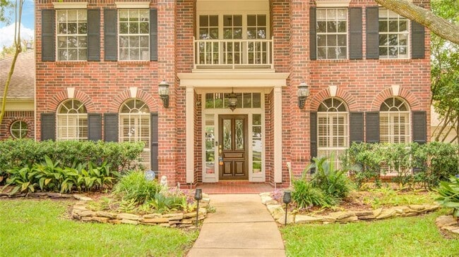Foto del edificio - 3902 Lyndhurst Pl