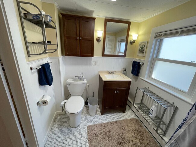 Building Photo - 21 Chandler St