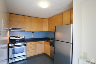 Hopkins House Apartments Photo